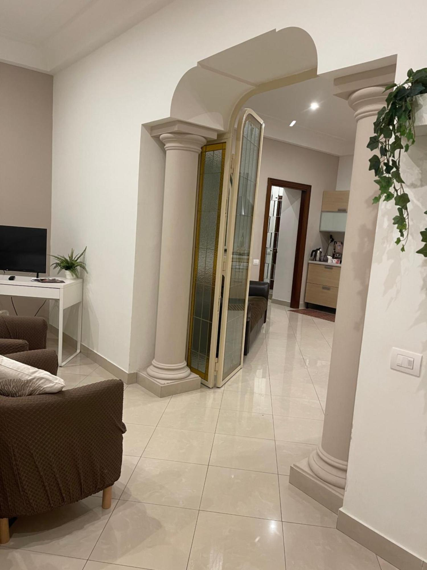 Napule E ... Hotel Наполи Екстериор снимка